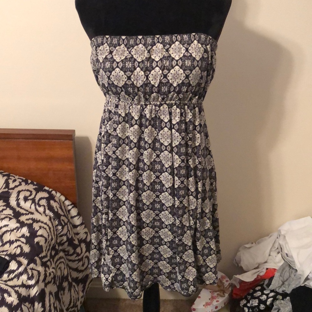 Strapless dress